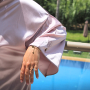 Abaya Satin de Soie  <br/>"l’éclat de l’été" – Image 6